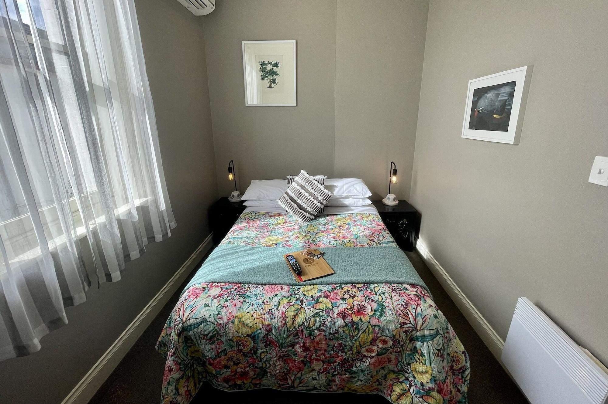 Athelstane House 호텔 퀸스클리프 외부 사진