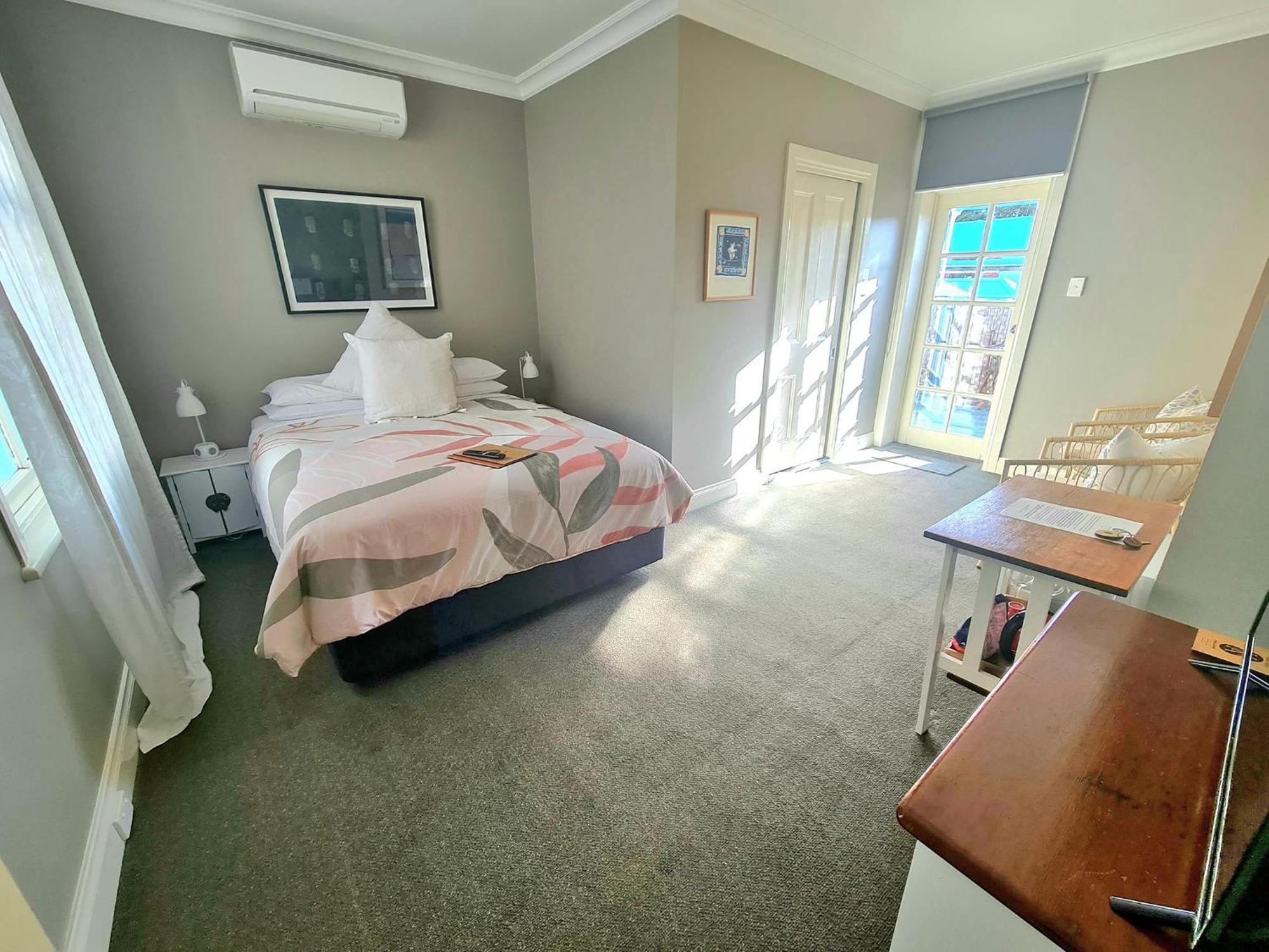 Athelstane House 호텔 퀸스클리프 외부 사진
